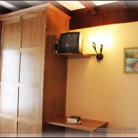 La Estela Cantabra Pensjonat Toñanes