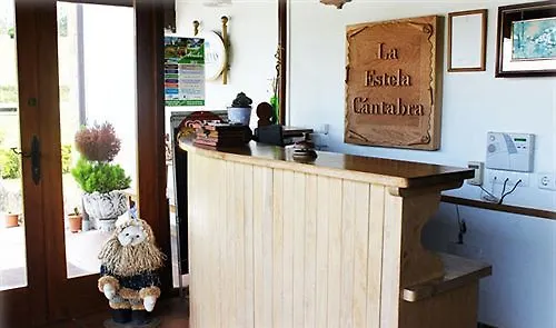 拉埃斯特拉坎塔布莱波萨达酒店 招待所